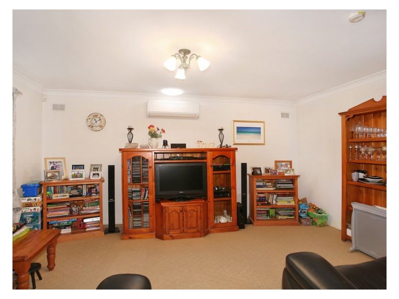 16 Runyon Avenue, Greystanes NSW 2145