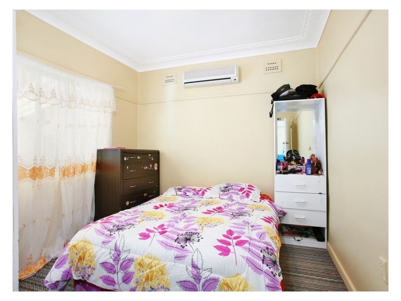 16 Styles Place, Merrylands NSW 2160