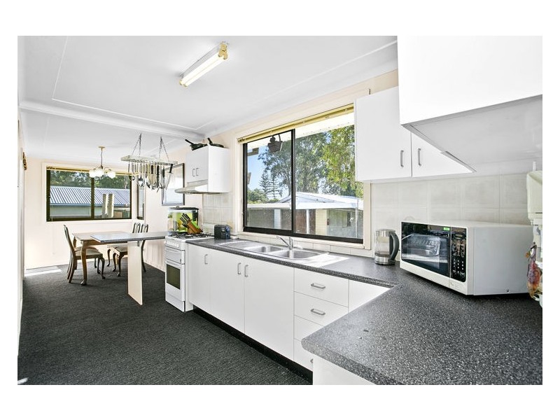 15 Lucerne Avenue, South Wentworthville NSW 2145