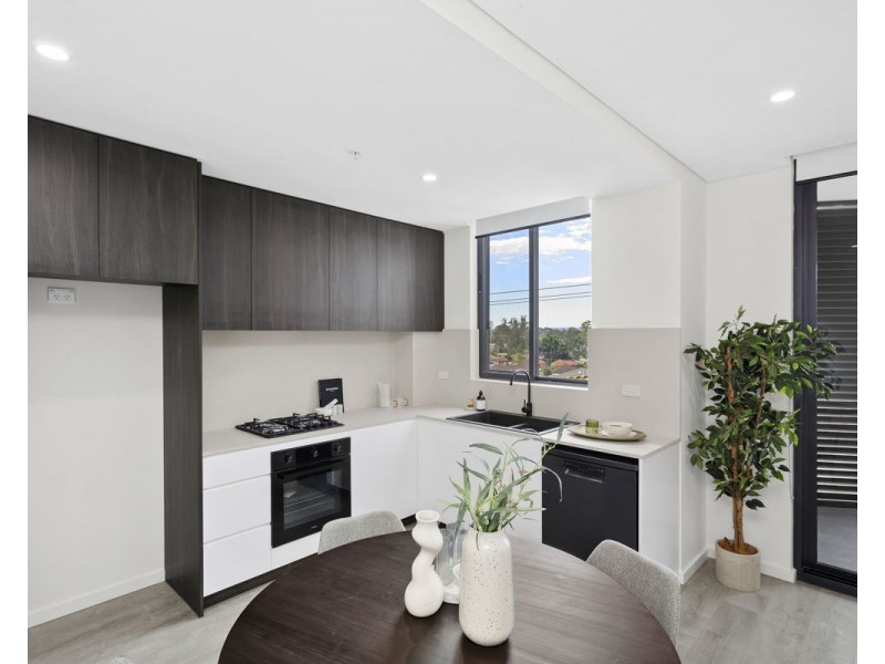 14 Hilltop Road, Merrylands NSW 2160