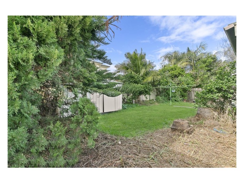 22 Fairfield Road, Guildford NSW 2161