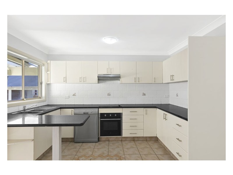 8 Wayne Crescent, Greystanes NSW 2145