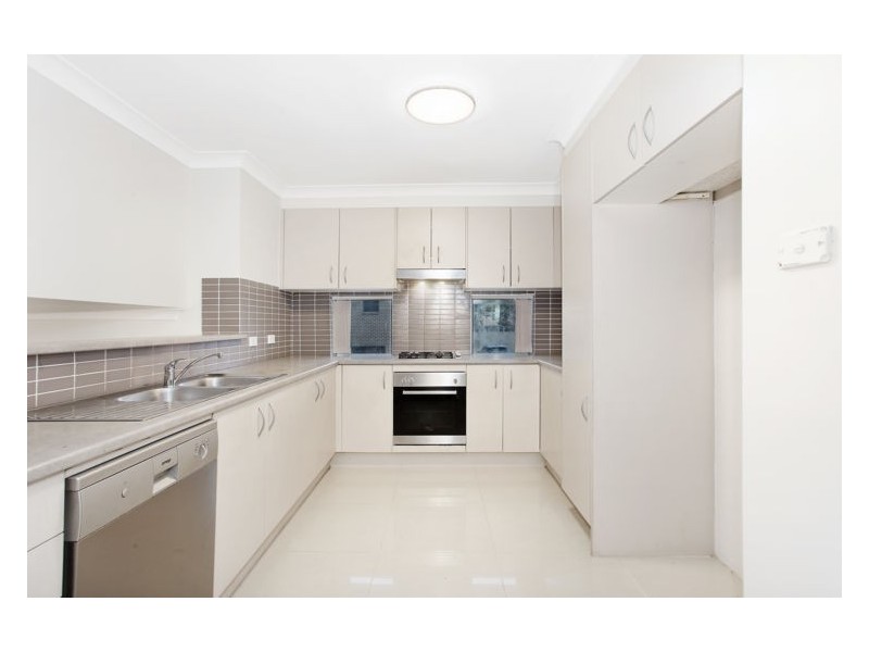 16 Dhinburri Way, Pemulwuy NSW 2145