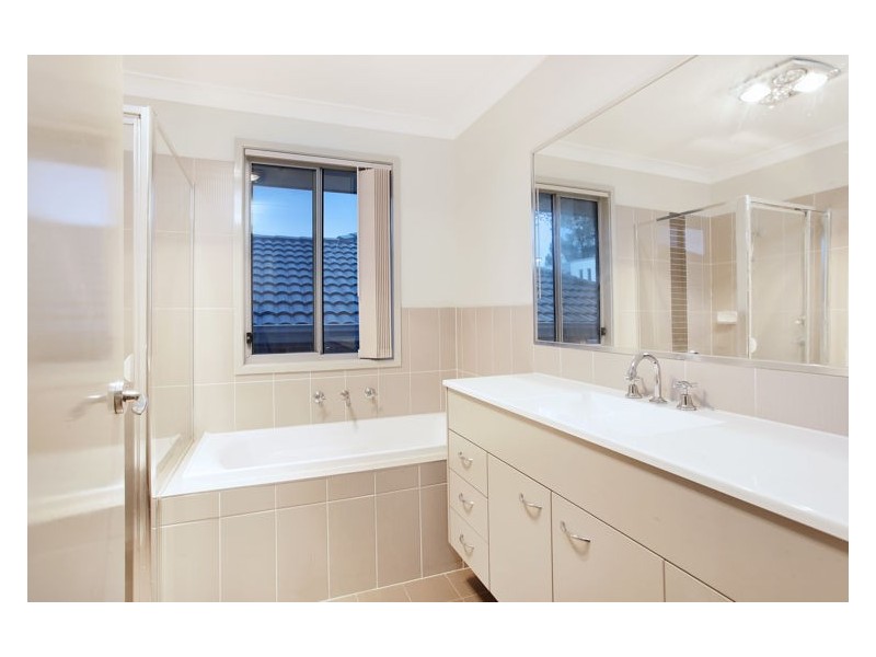 16 Dhinburri Way, Pemulwuy NSW 2145