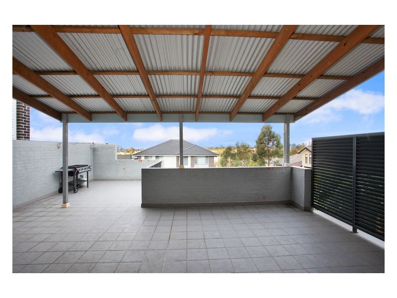 16 Dhinburri Way, Pemulwuy NSW 2145