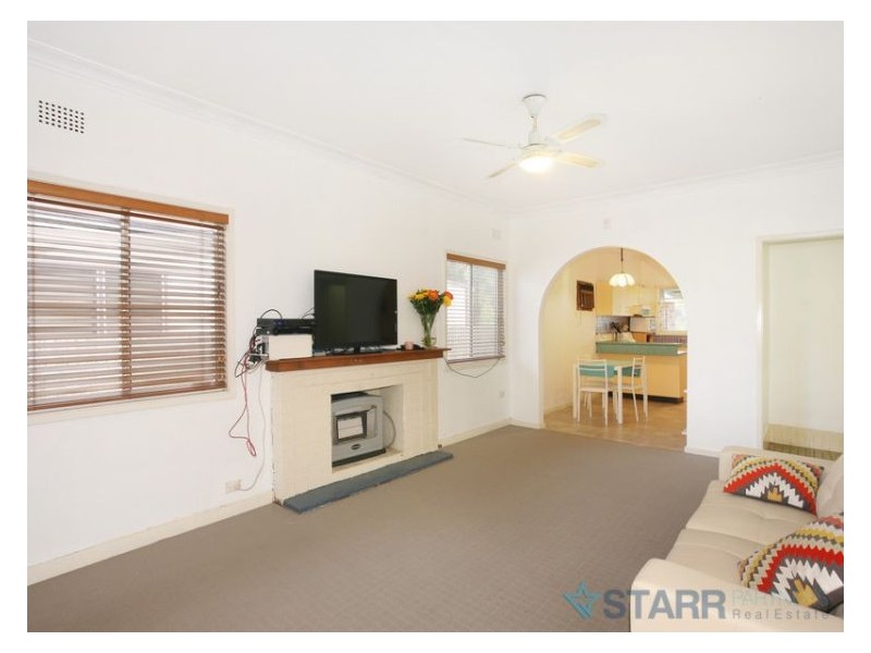 37 Lavinia Street, Merrylands NSW 2160