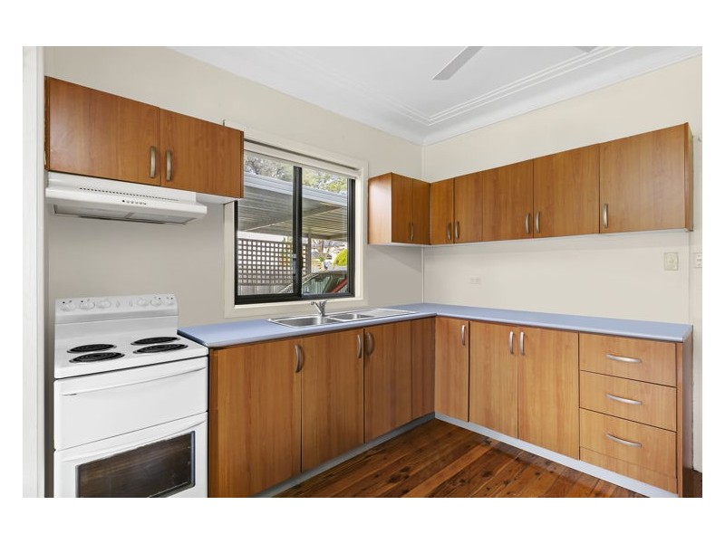 4 Alderney Road, Merrylands NSW 2160