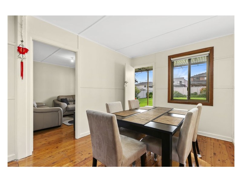 4 Alderney Road, Merrylands NSW 2160