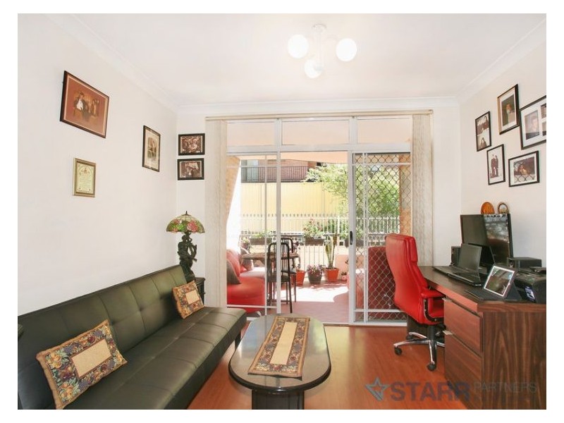 3/53 Windsor Road, Merrylands NSW 2160