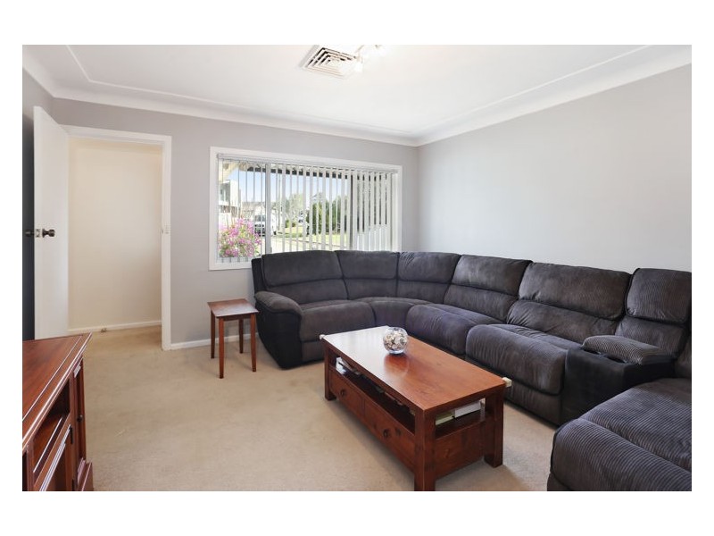 93 Sandra Street, Woodpark NSW 2164