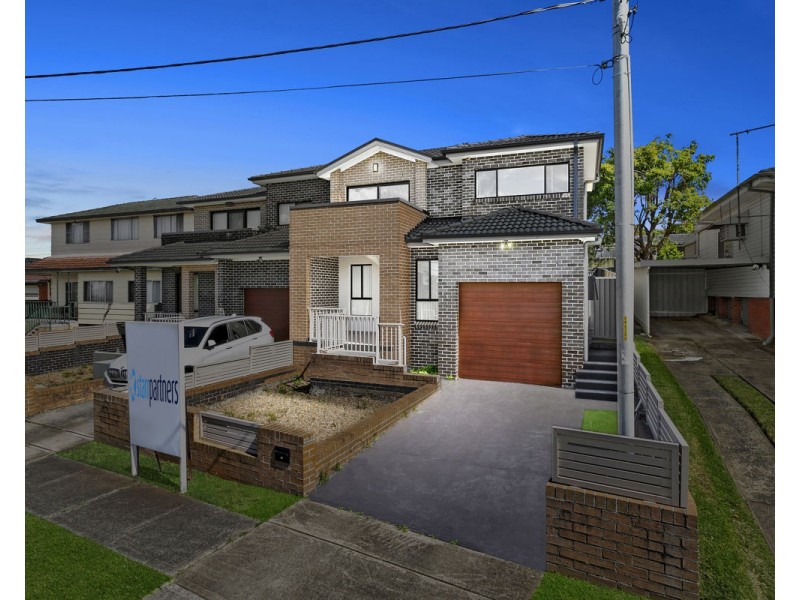 10 Martin Crescent, Merrylands NSW 2160