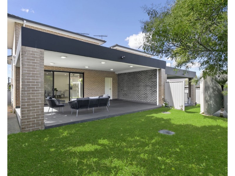 10 Martin Crescent, Merrylands NSW 2160