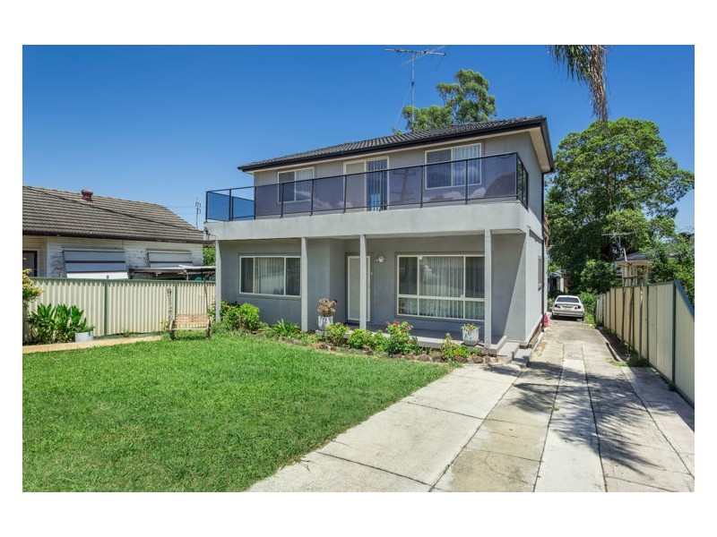 27 Pambula Crescent, Woodpark NSW 2164