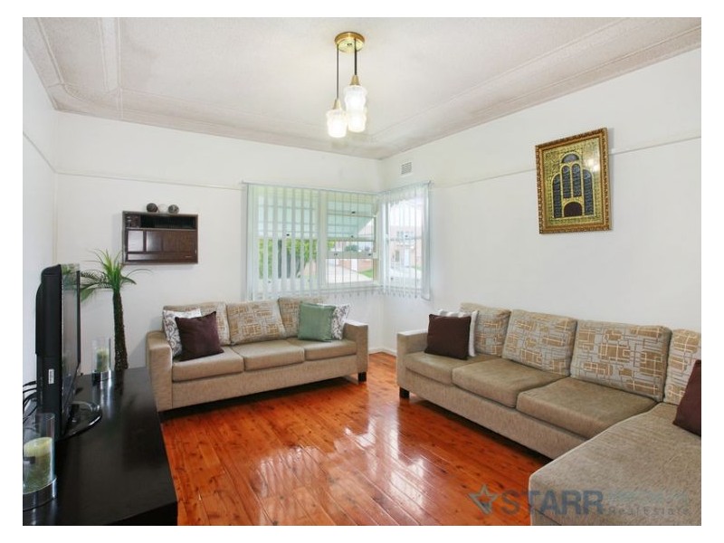 182 Robertson Street, Guildford NSW 2161