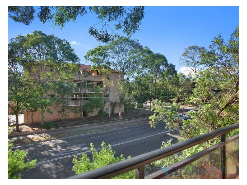 4/43 Newman Street, Merrylands NSW 2160