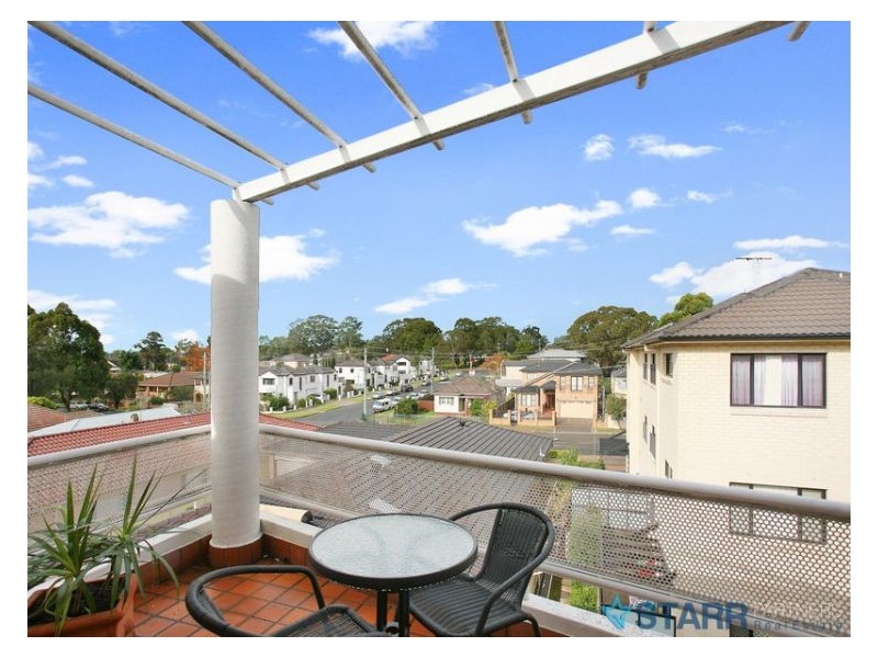 12/44 Memorial Avenue, Merrylands NSW 2160