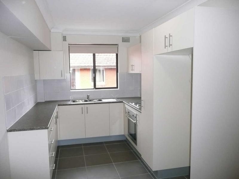 08/11 BRISBANE STREET, Harris Park NSW 2150