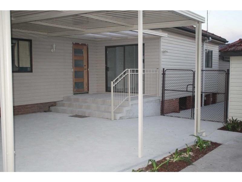 24 AVISFORD STREET, Fairfield NSW 2165