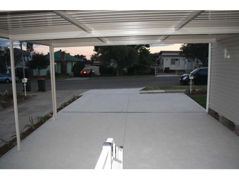 24 AVISFORD STREET, Fairfield NSW 2165