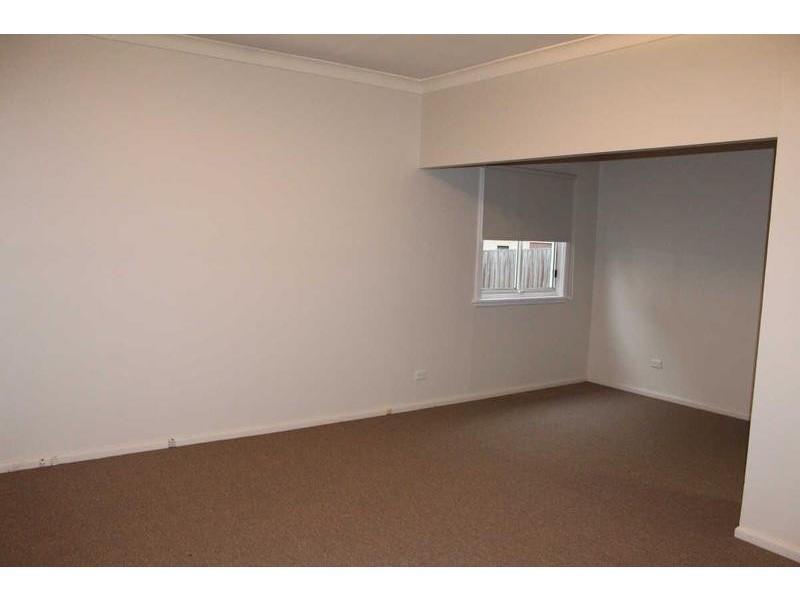 24 PAUL CRESCENT, South Wentworthville NSW 2145