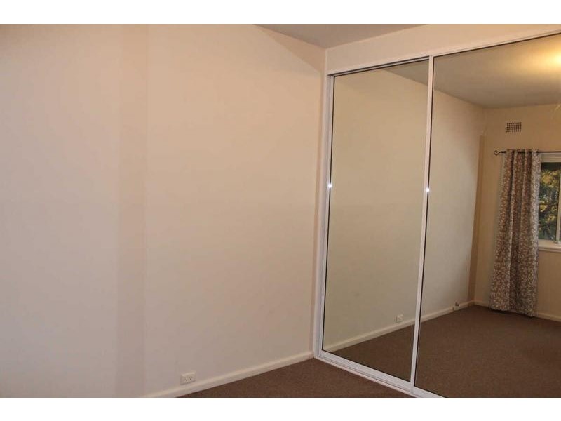 24 PAUL CRESCENT, South Wentworthville NSW 2145