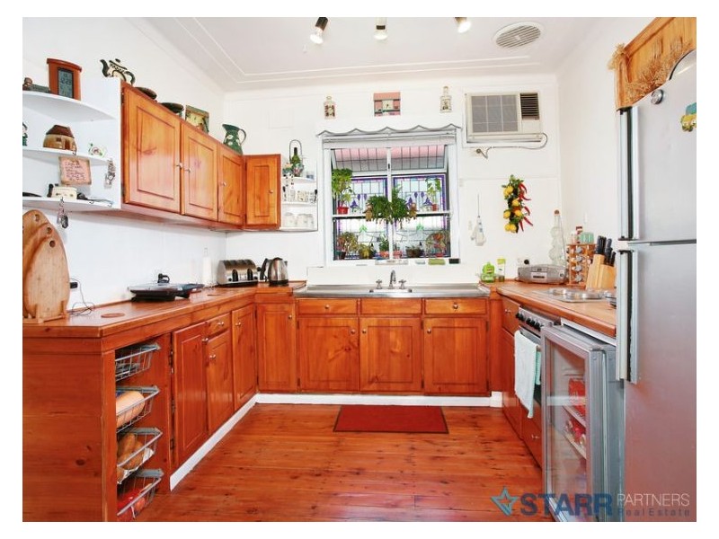 11 Mcarthur Street, Guildford NSW 2161