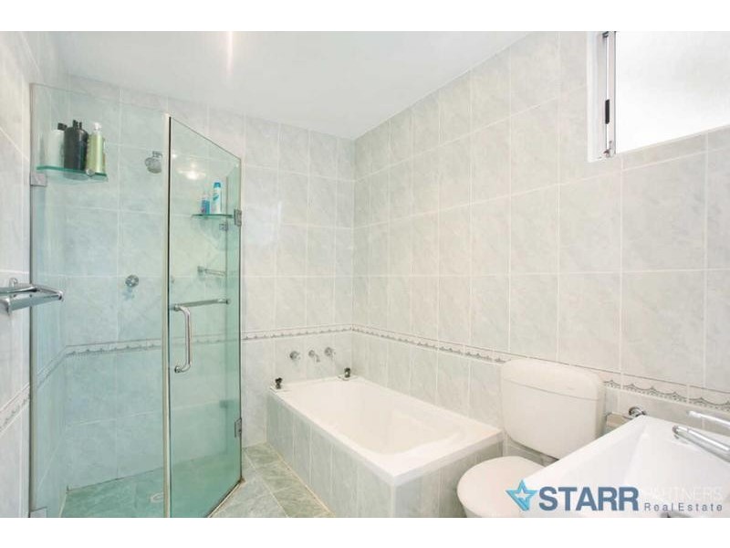 16 KENYONS ROAD, Merrylands NSW 2160