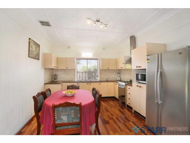 16 KENYONS ROAD, Merrylands NSW 2160