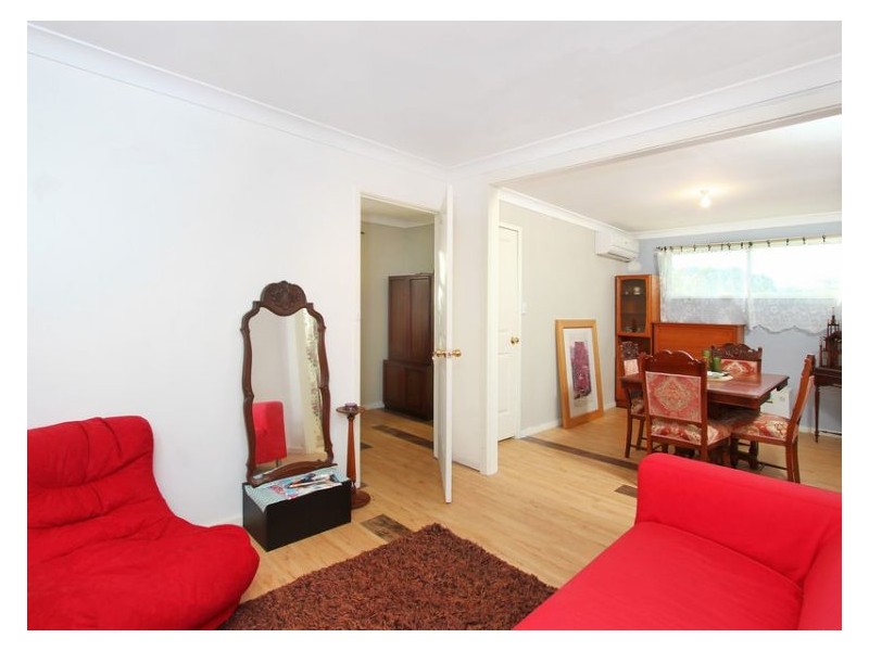 4 Hall Place, Guildford NSW 2161