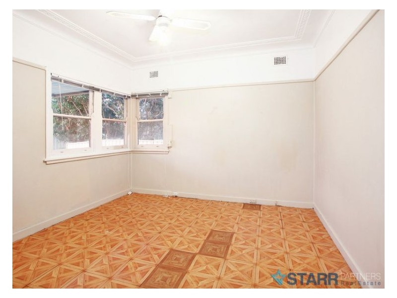 124 Walpole Street, Merrylands NSW 2160