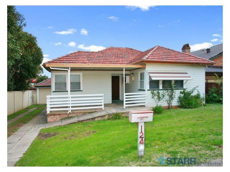 124 Walpole Street, Merrylands NSW 2160