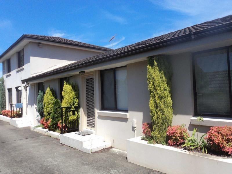 2/114 DUNMORE STREET, Wentworthville NSW 2145