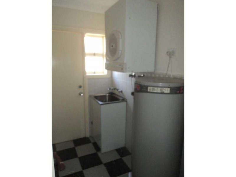 2/114 DUNMORE STREET, Wentworthville NSW 2145