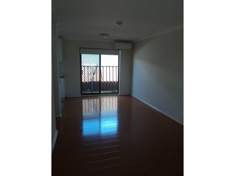 2/114 DUNMORE STREET, Wentworthville NSW 2145