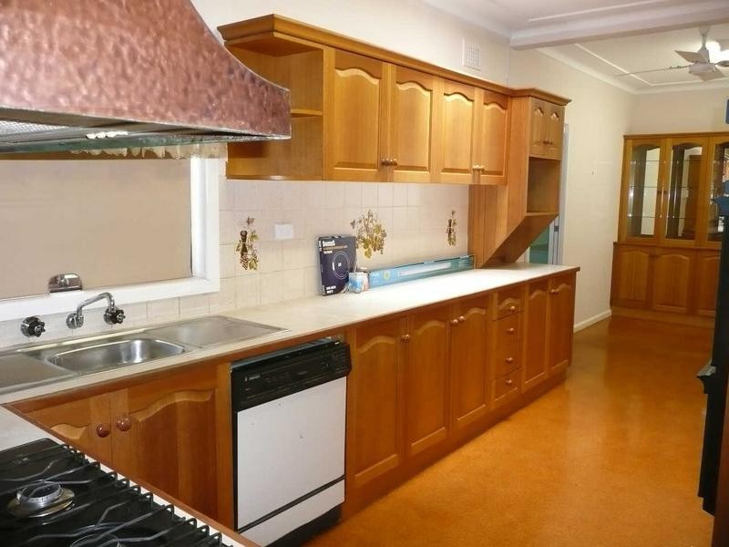 4 GROVE STREET, Guildford NSW 2161