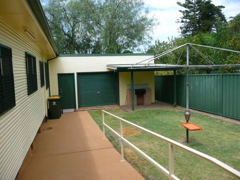 4 GROVE STREET, Guildford NSW 2161