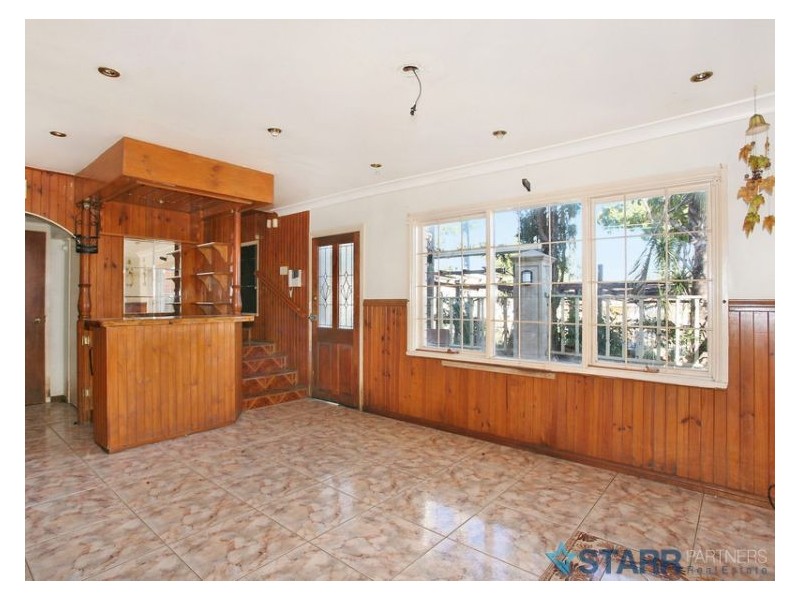 318 Smithfield Road, Smithfield NSW 2164