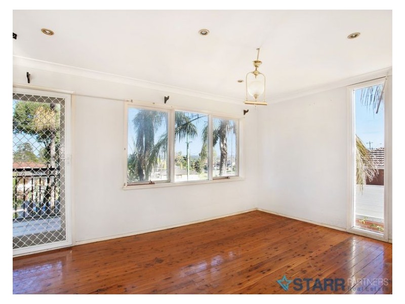 318 Smithfield Road, Smithfield NSW 2164