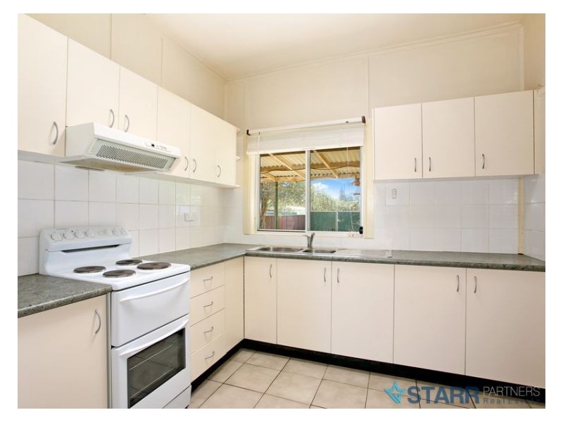 9 Barrett Street, Guildford NSW 2161