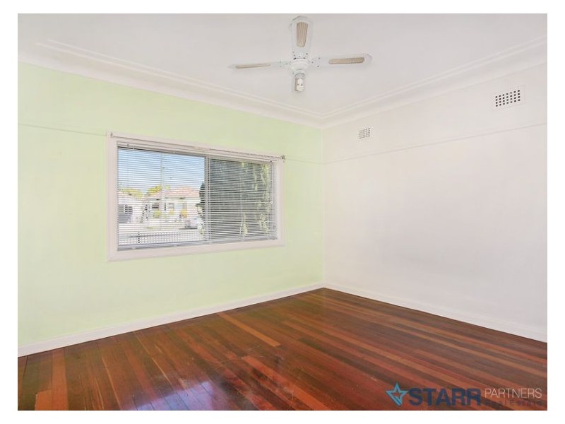 9 Barrett Street, Guildford NSW 2161