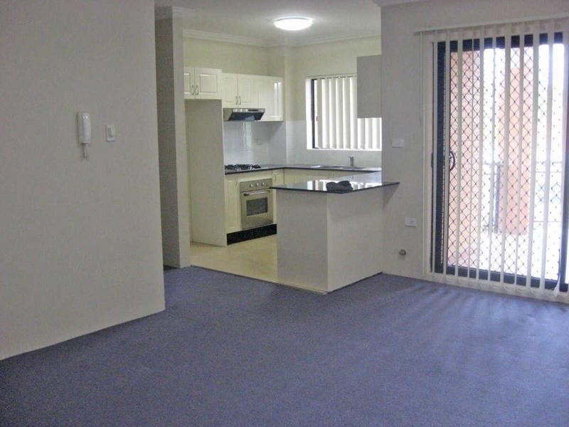 09/04 TREVES STREET, Merrylands NSW 2160