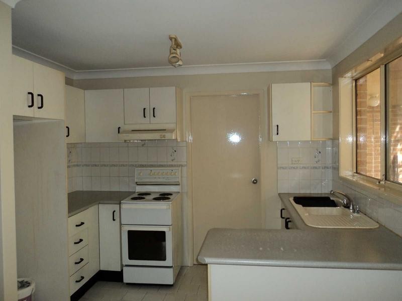 02/225 TARGO ROAD, Toongabbie NSW 2146