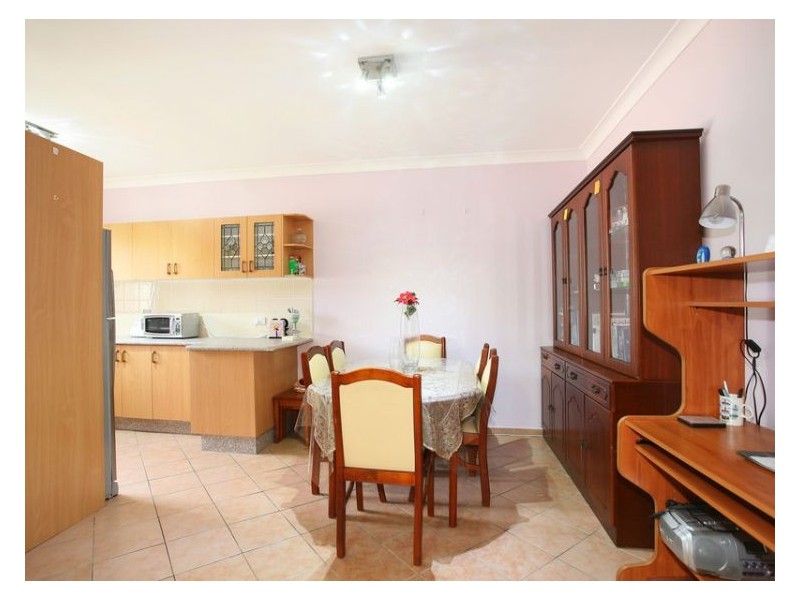 2/45-47 Calliope Street, Guildford NSW 2161