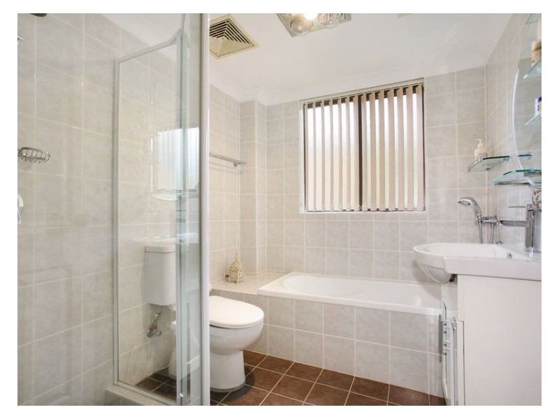 2/45-47 Calliope Street, Guildford NSW 2161