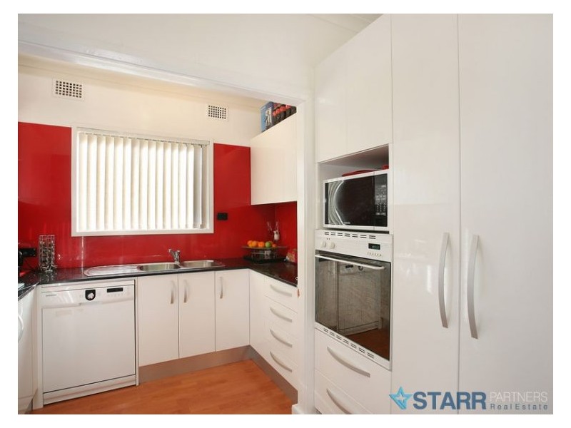 6 Clement Street, Guildford NSW 2161