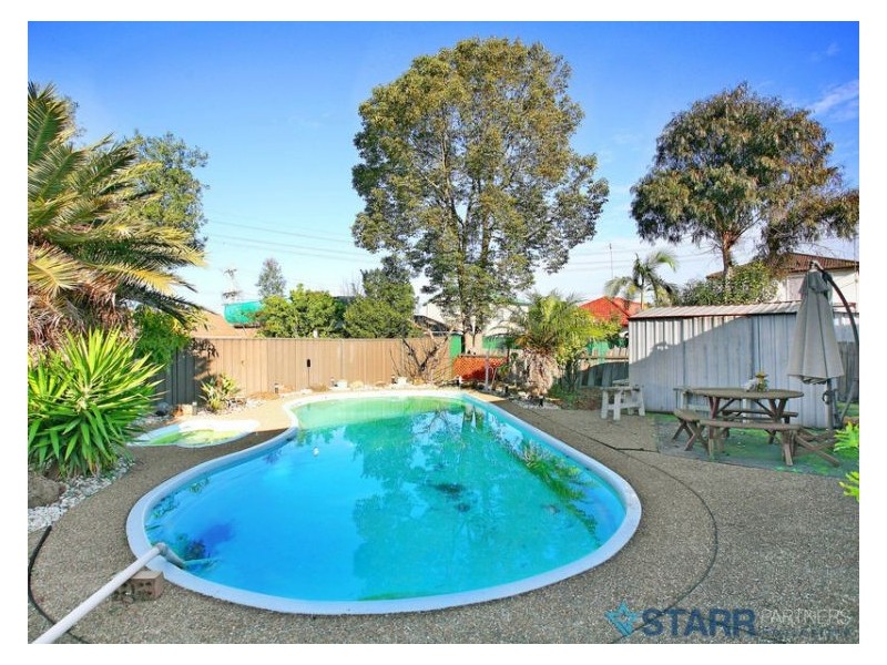 6 Clement Street, Guildford NSW 2161