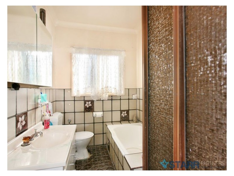 6 Clement Street, Guildford NSW 2161