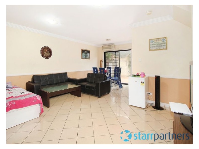 2/35-37 Clarence Street, Merrylands NSW 2160