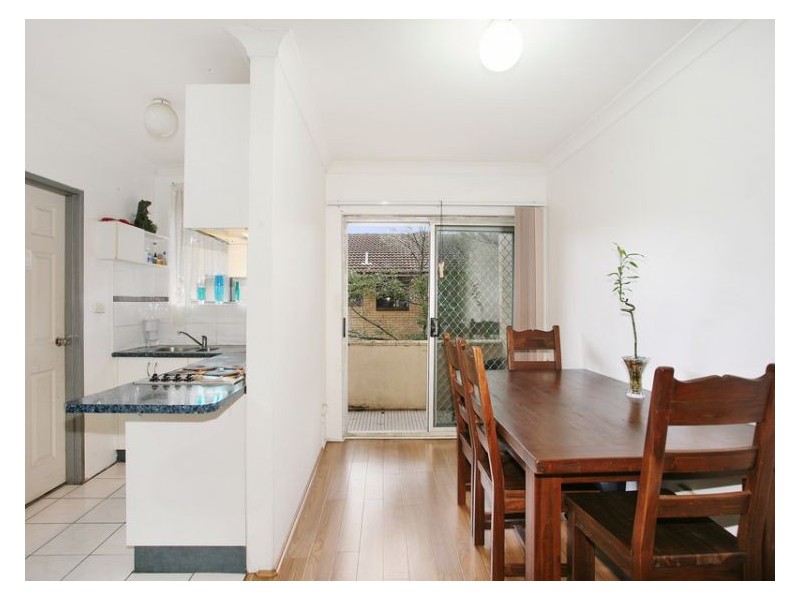 4/52-54 Birmingham Street, Merrylands NSW 2160