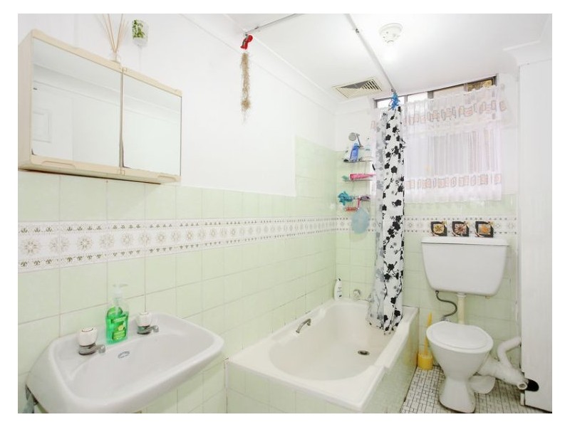 4/52-54 Birmingham Street, Merrylands NSW 2160